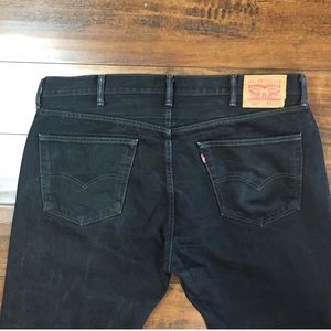 Levi’s 501 classic Men’s jeans Black straight leg / size 40x32 / button fly